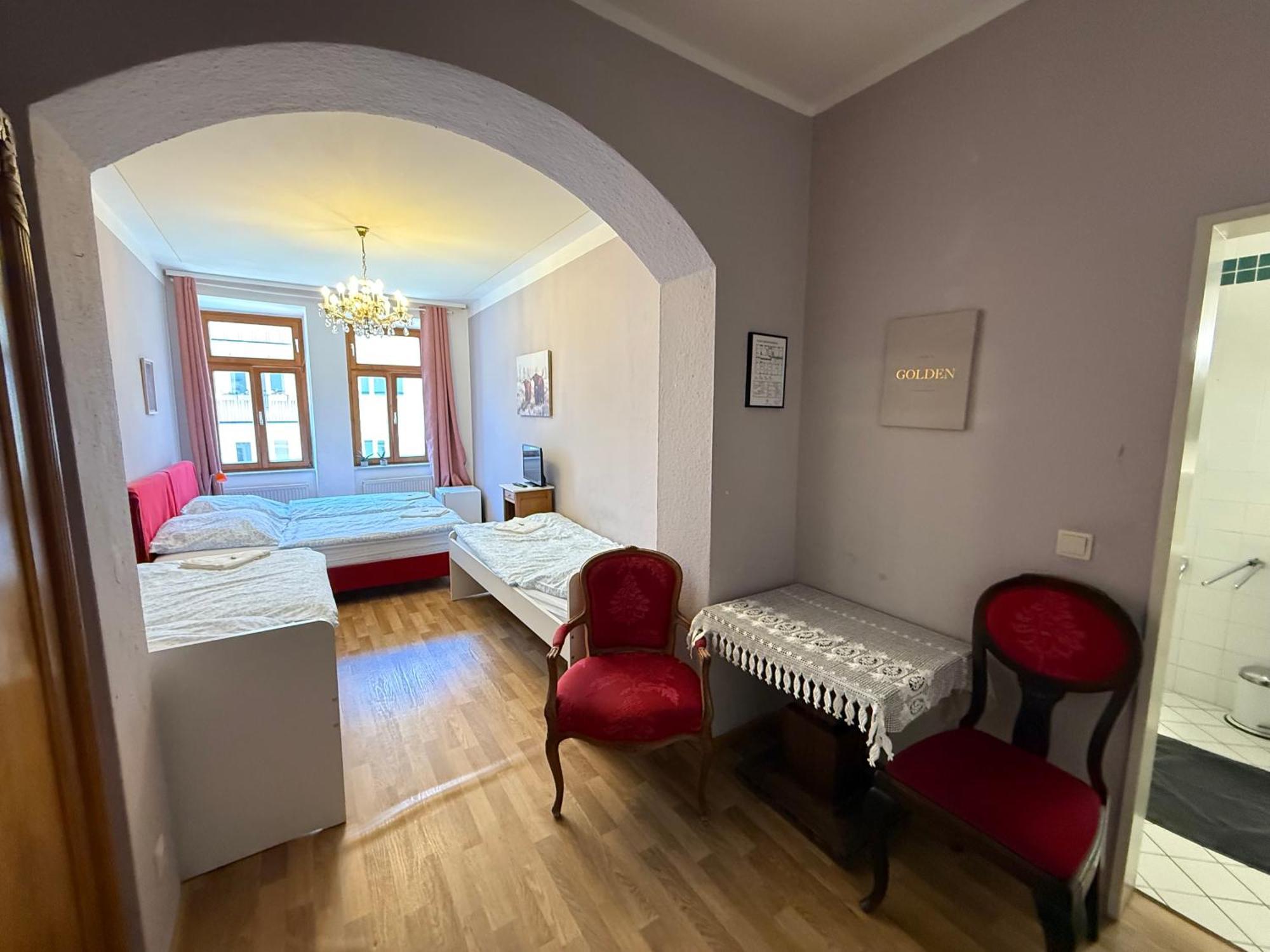 Pension Casa Tempora Мюнхен Экстерьер фото