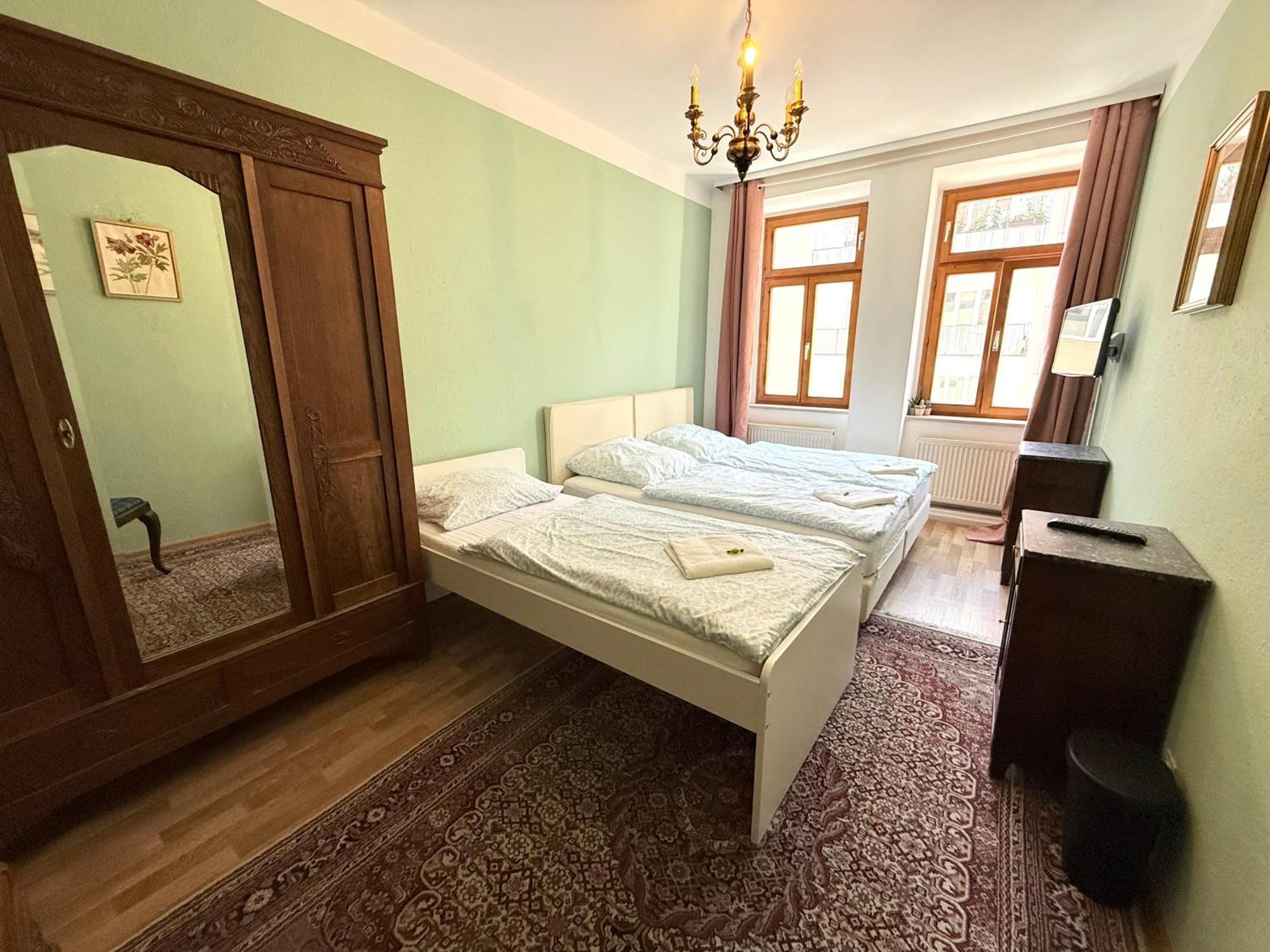 Pension Casa Tempora Мюнхен Экстерьер фото