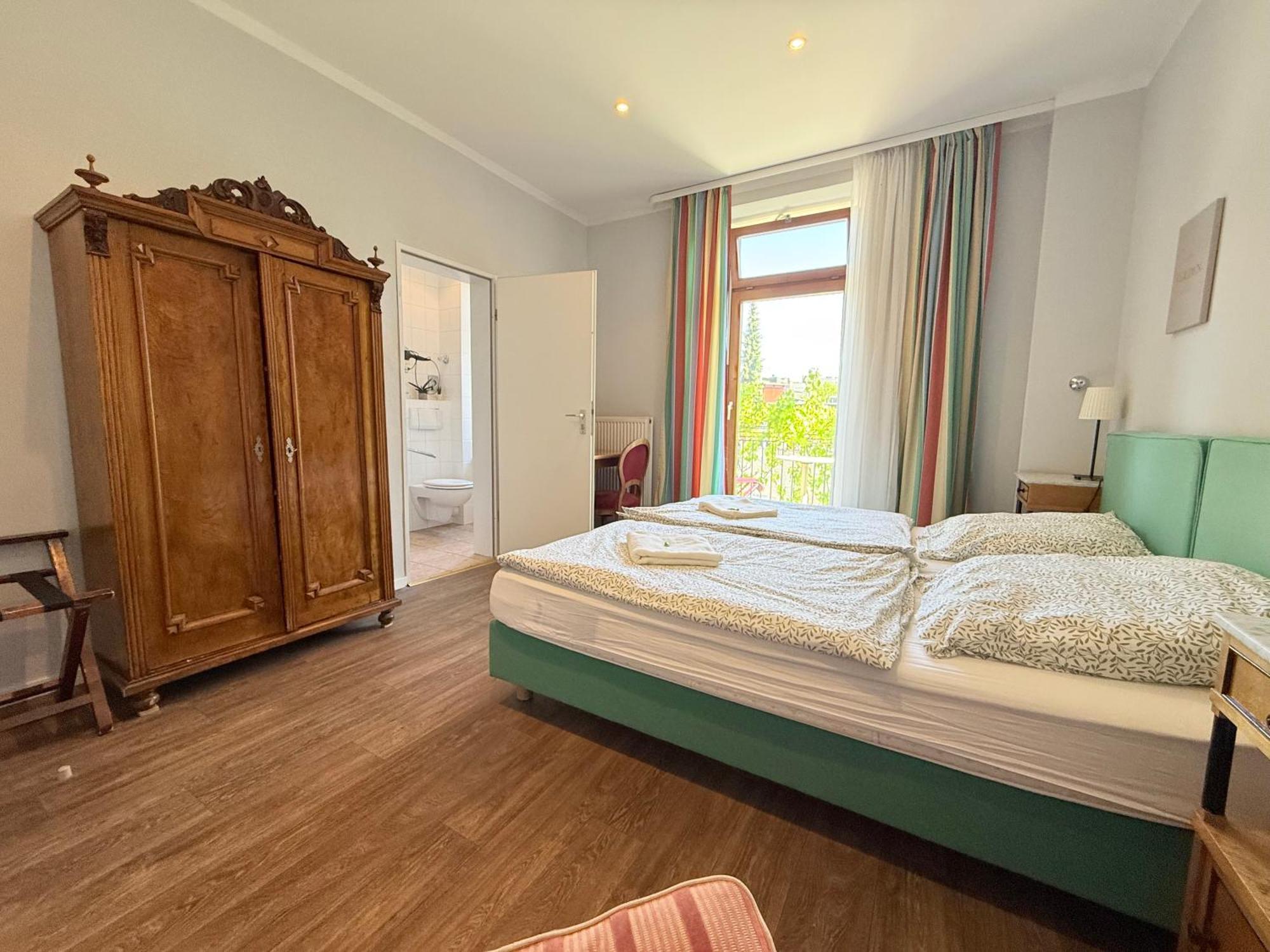 Pension Casa Tempora Мюнхен Экстерьер фото